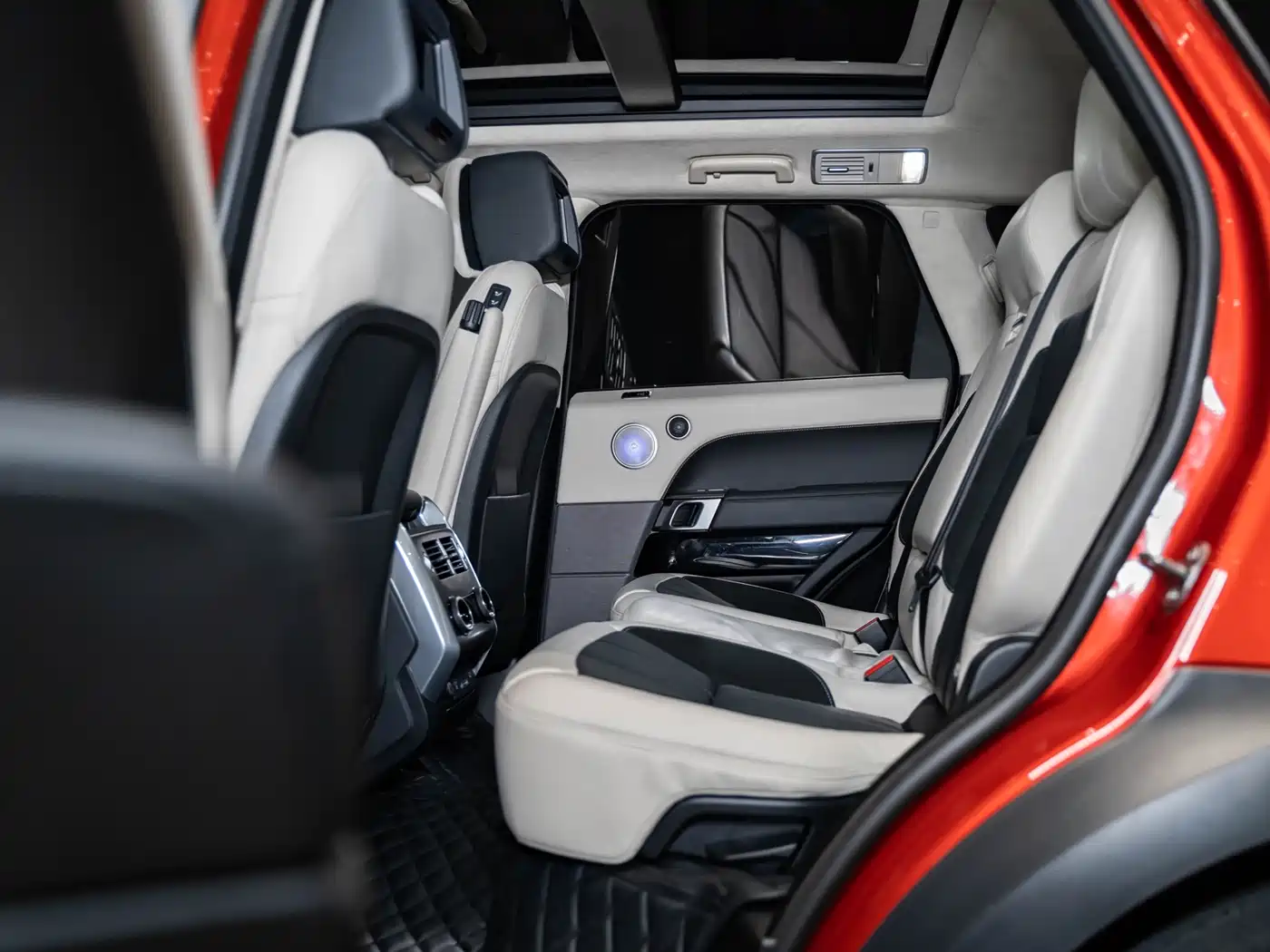 Land Rover Range Rover Sport 2022 Model 3.0 L6 Tiger Ambition Edition фото 21