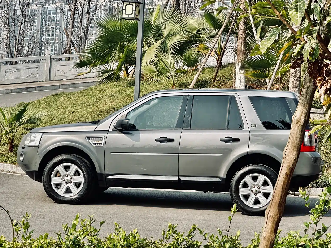 Land Rover Freelander 2 2010 3.2 i6 Automatic HSE Petrol фото 6