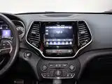Photo 14 - Jeep Cherokee
