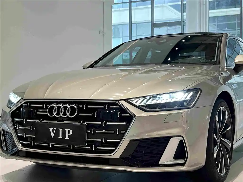 Photo 14 - Audi A7L