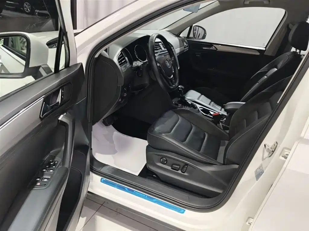 Volkswagen Tiguan L 2018 280TSI Automatic 2WD Comfort фото 16