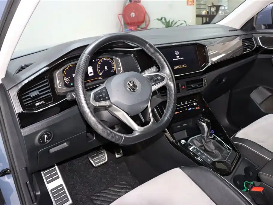 Volkswagen Tayron X 2020 330TSI 2WD Premium Smart Edition фото 10