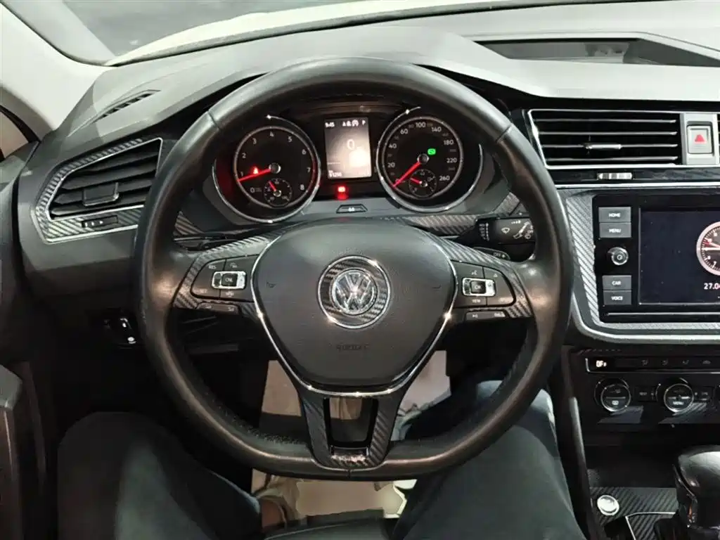 Volkswagen Tiguan L 2018 280TSI Automatic 2WD Comfort фото 11