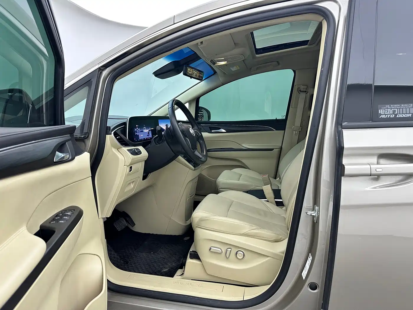 Buick GL8 2023 ES Landmaster Exclusive фото 13