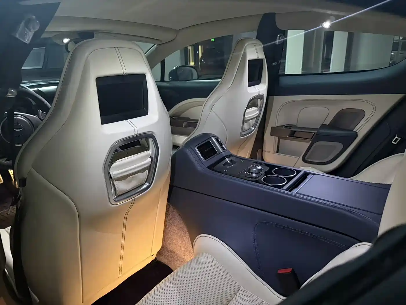 Aston Martin Rapide 2012 2010 6.0L