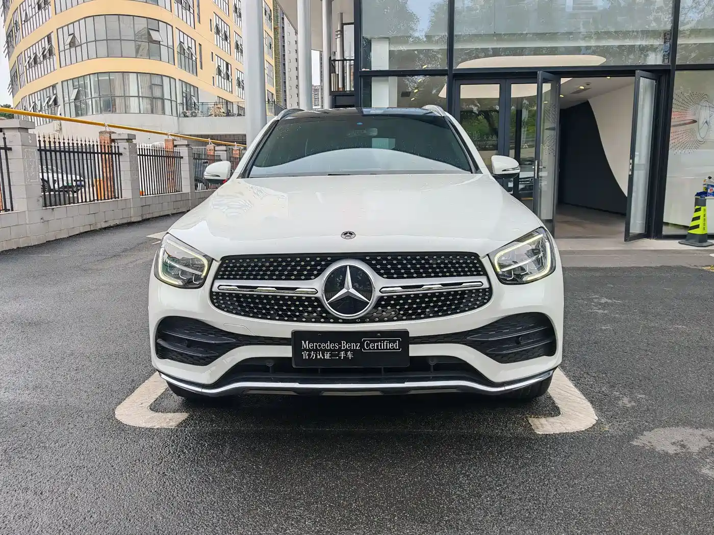 Mercedes-Benz GLC 2021 GLC 260 L 4MATIC Luxury фото 3