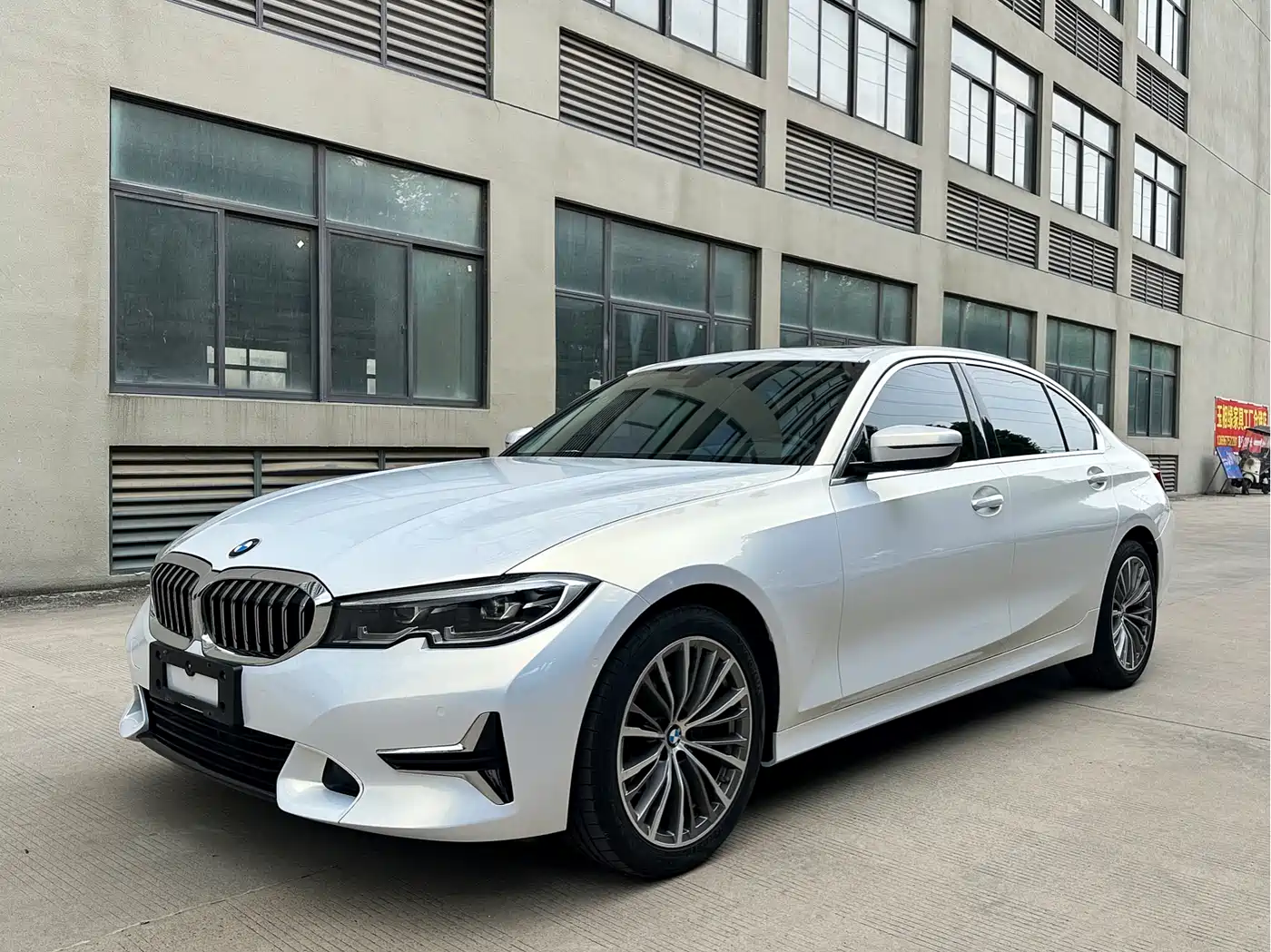 BMW 3 Series 2020 325Li Launch Edition