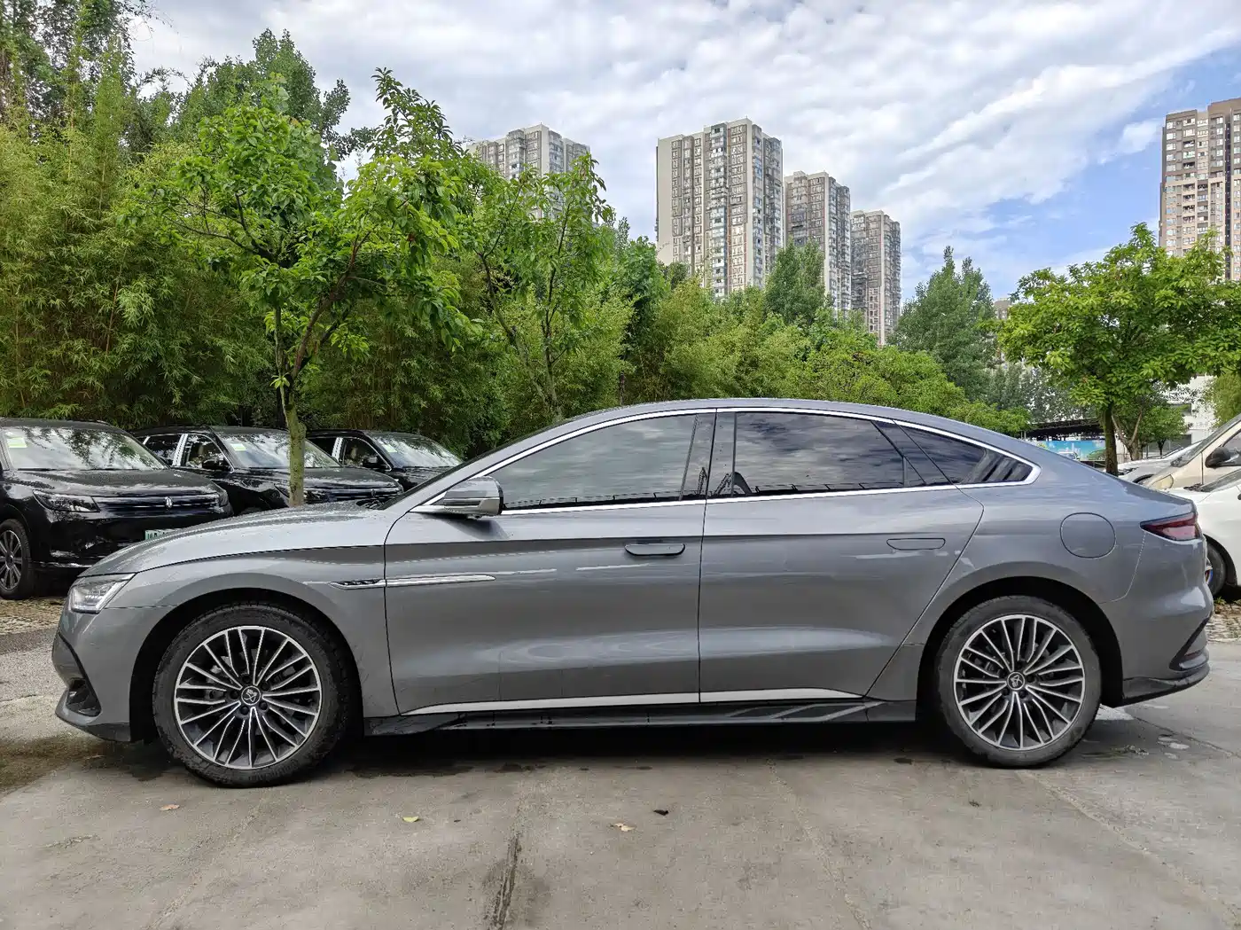 BYD Han 2022 DM-i 121KM Premium Edition фото 7