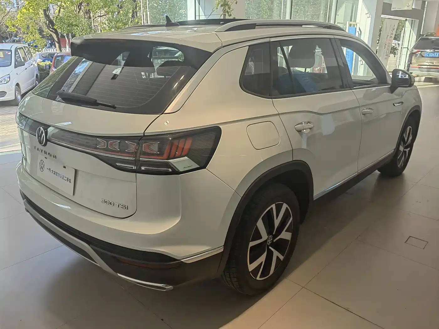 Volkswagen Tayron 2023 300TSI 2WD Luxury Plus Advanced Edition фото 14
