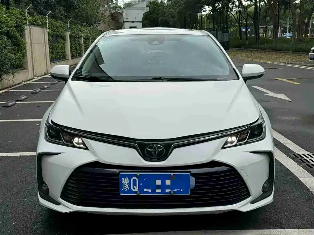 Toyota Corolla 2021 1.2T S-CVT Elite Edition фото 3
