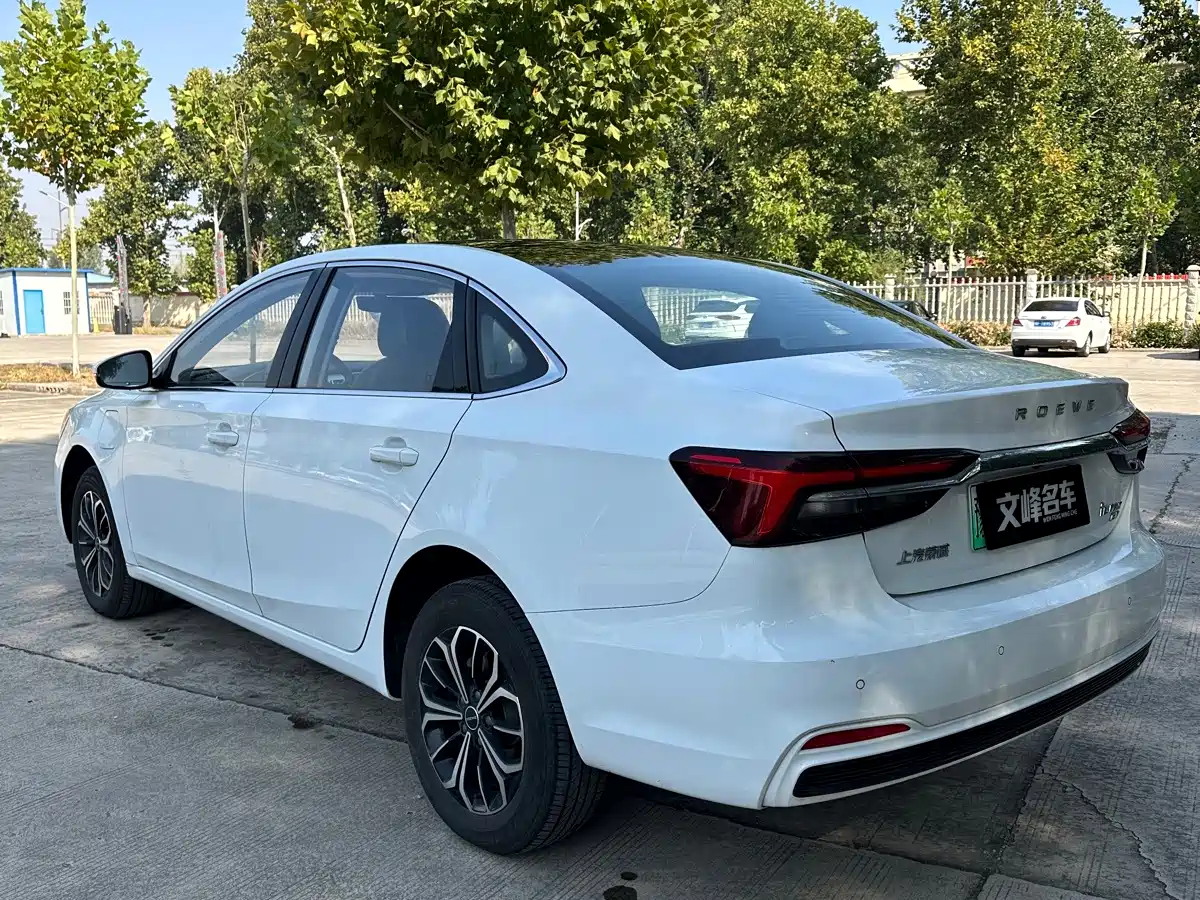 Roewe i6 MAX EV 2024 2023 EV 420 Sunroof Special Edition