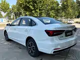 Фото 8 - Roewe i6 MAX EV