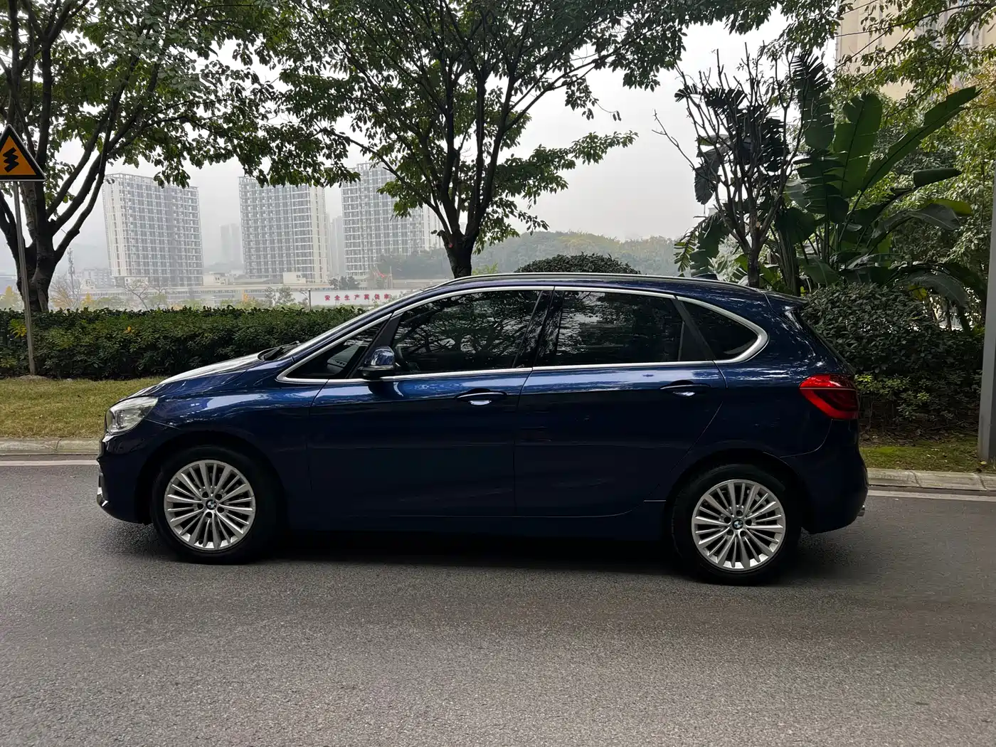 BMW 2 Series Tourer (Import) 2014 220i Luxury Design Package фото 8