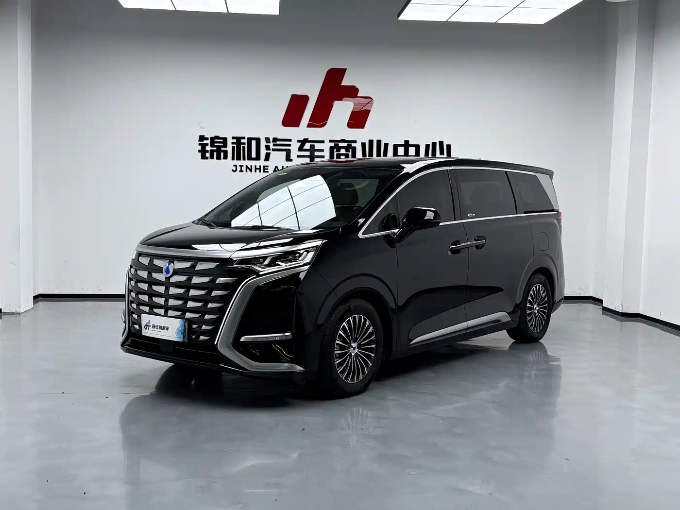 Denza D9 2024 DM-i 980 AWD Prestige