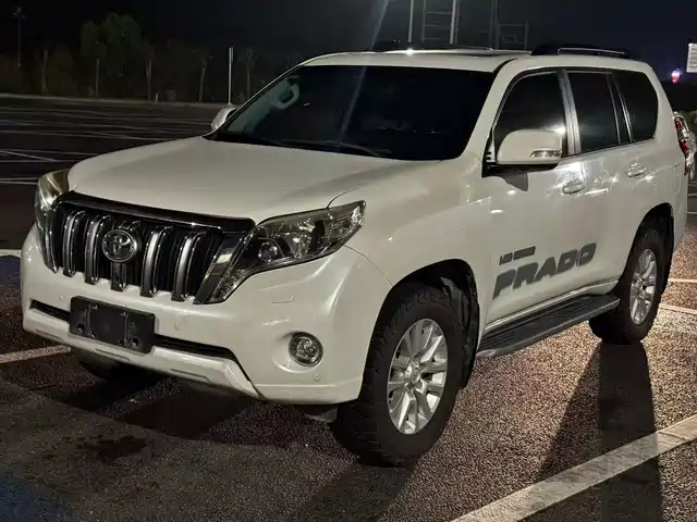 TOYOTA PRADO