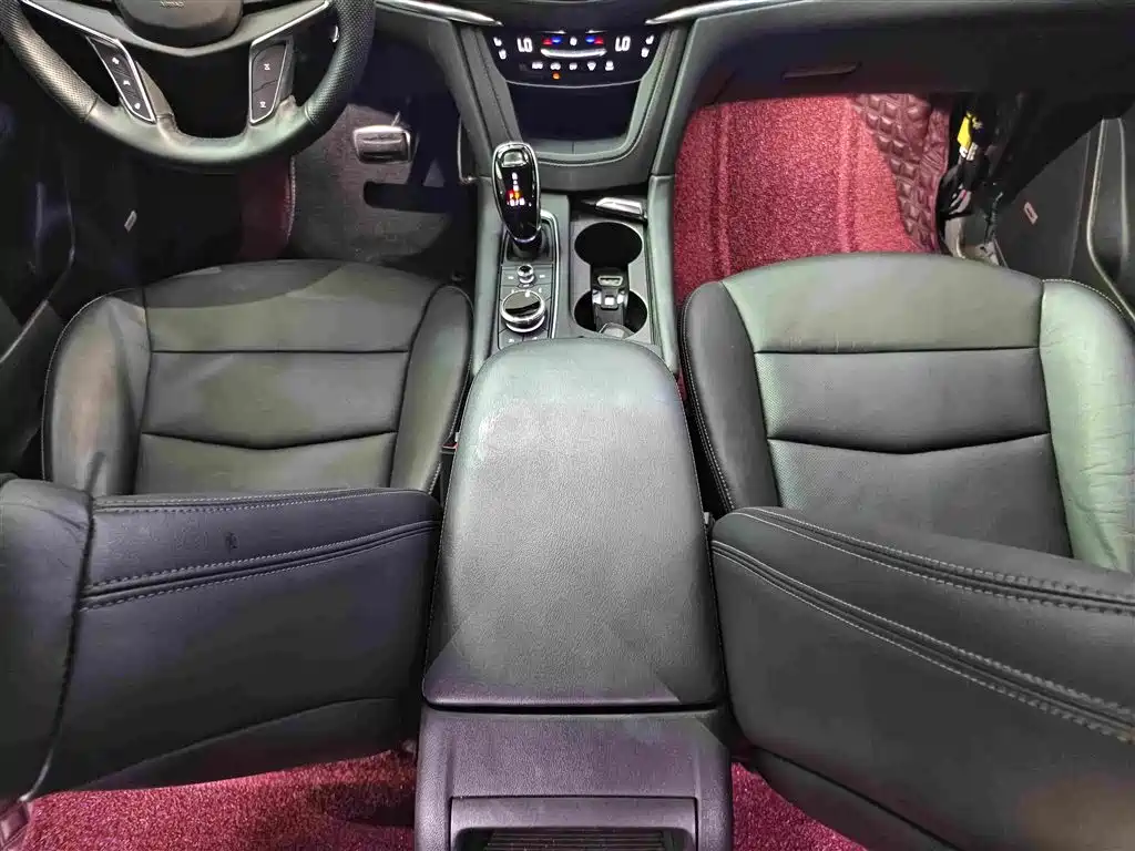 Cadillac XT5 2024 2024 2.0T AWD Premium (Ultimate Edition)