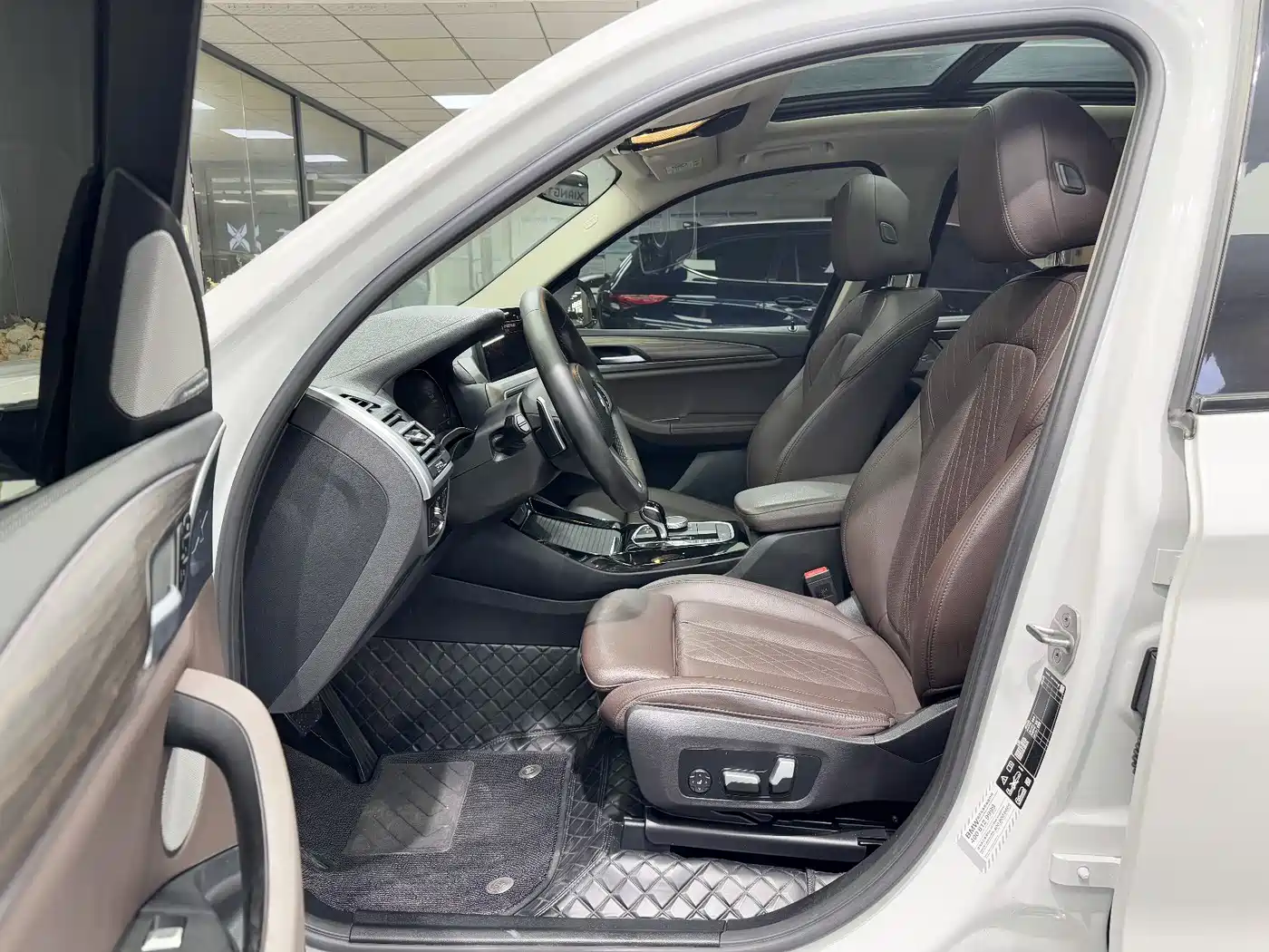 BMW X3 2022 xDrive30i Leading M Night Package фото 6