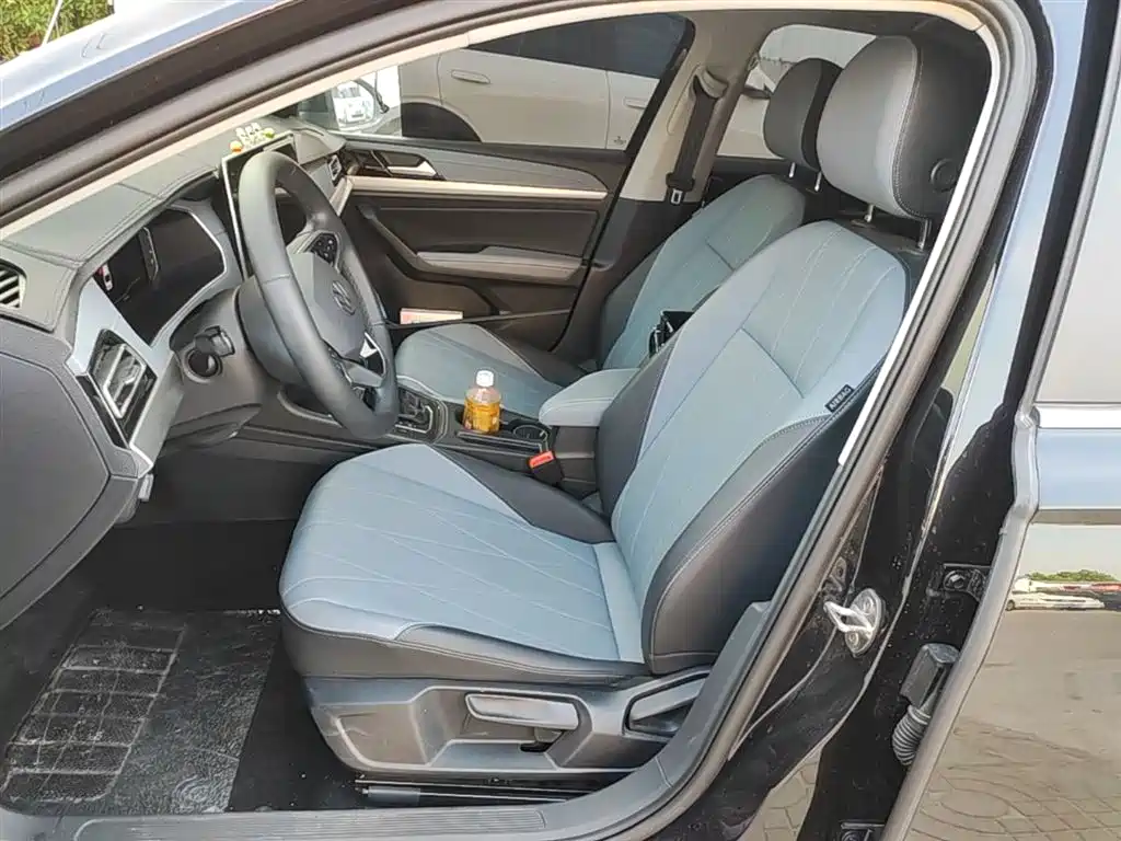 Volkswagen Lavida 2024 Model 1.5L Automatic Starlight 5 Million Edition фото 15