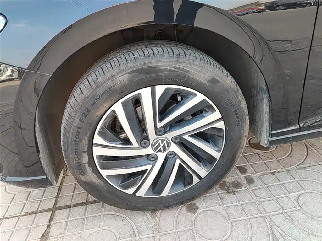 Volkswagen Lavida 2024 Model 1.5L Automatic Starlight 5 Million Edition фото 23