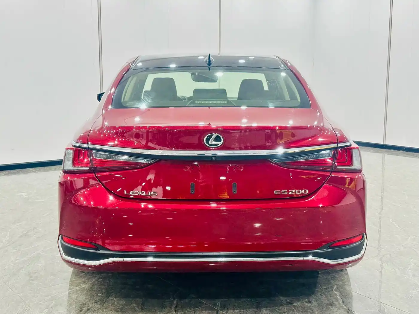 Фото 5 - Lexus ES