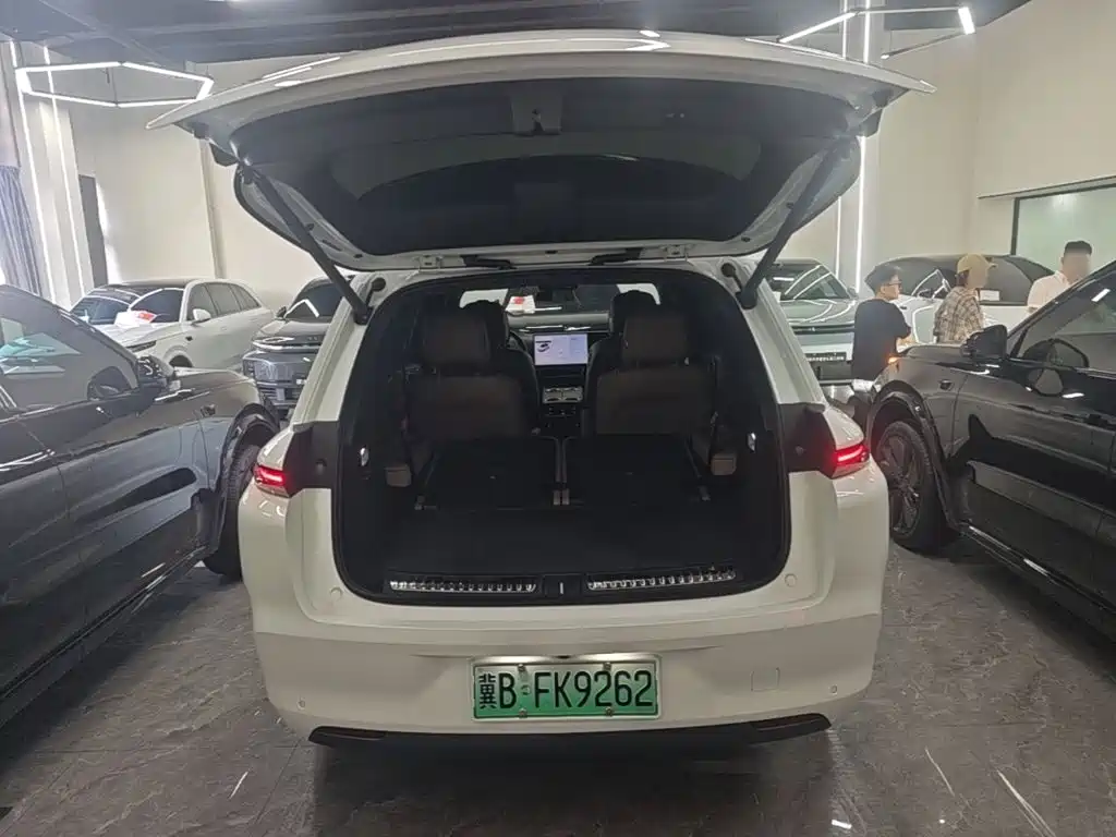 Li Auto L8 2026 2025 Max Smart Renewal Edition