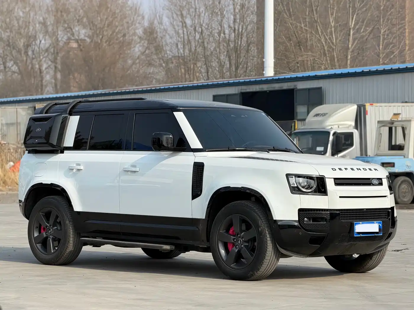 Land Rover Defender 2024 110 3.0T P400 X-DYNAMIC HSE фото 3