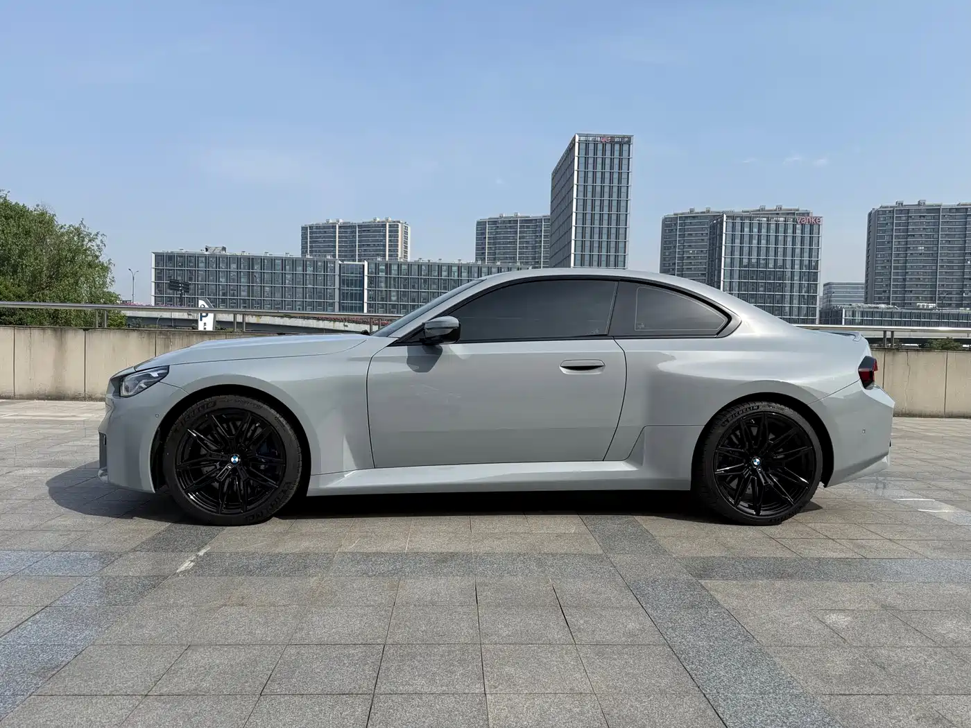BMW M2 2024 M2 фото 12