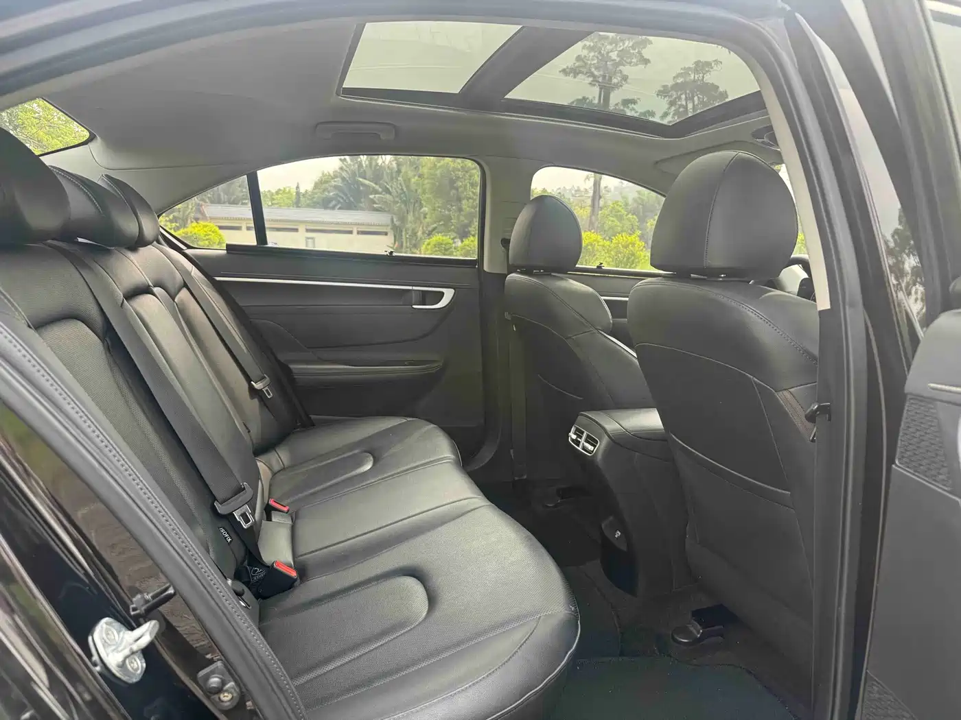 Hyundai Mistra 2021 2021 270TGDi DCT LUX Premium