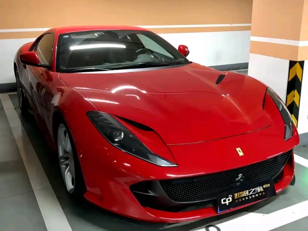 Ferrari 812 2019 2017 6.5L Superfast