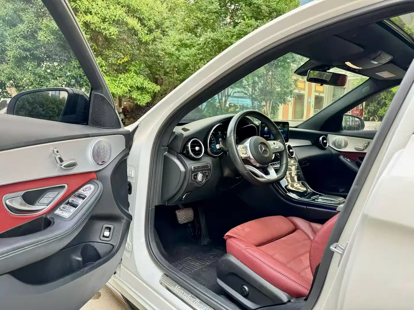 Mercedes-Benz C-Class 2021 C 260 Starry Exclusive Edition фото 4