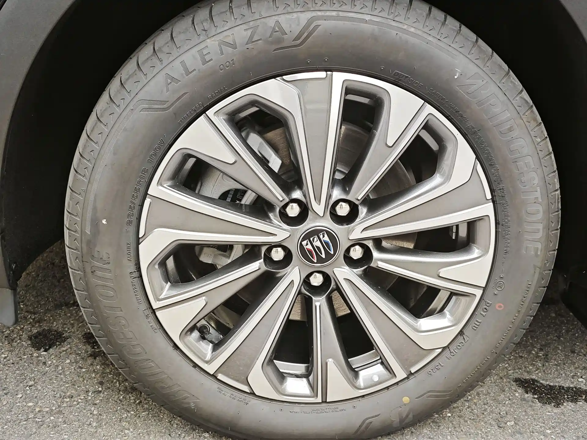 Photo 5 - Buick Envision Plus