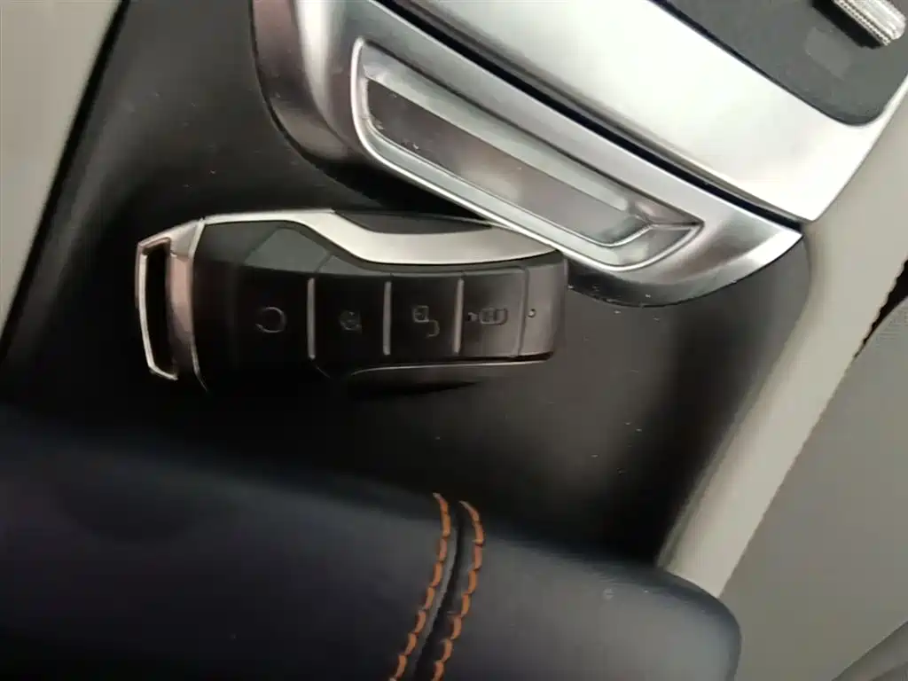 BYD Song PLUS PHEV 2021 DM-i 110KM Flagship фото 9