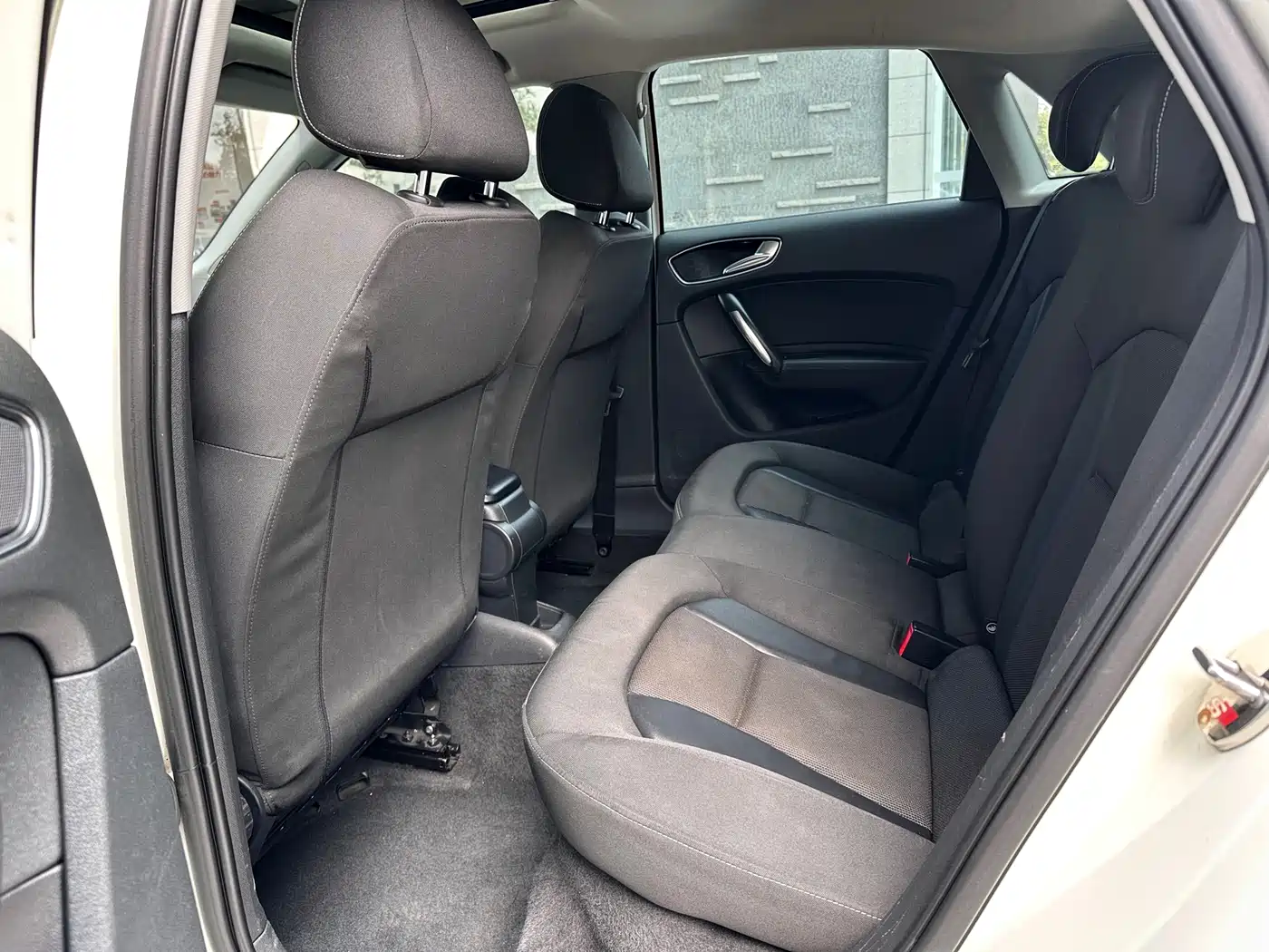 Audi A1 2013 Model 30 TFSI Sportback Ego фото 8