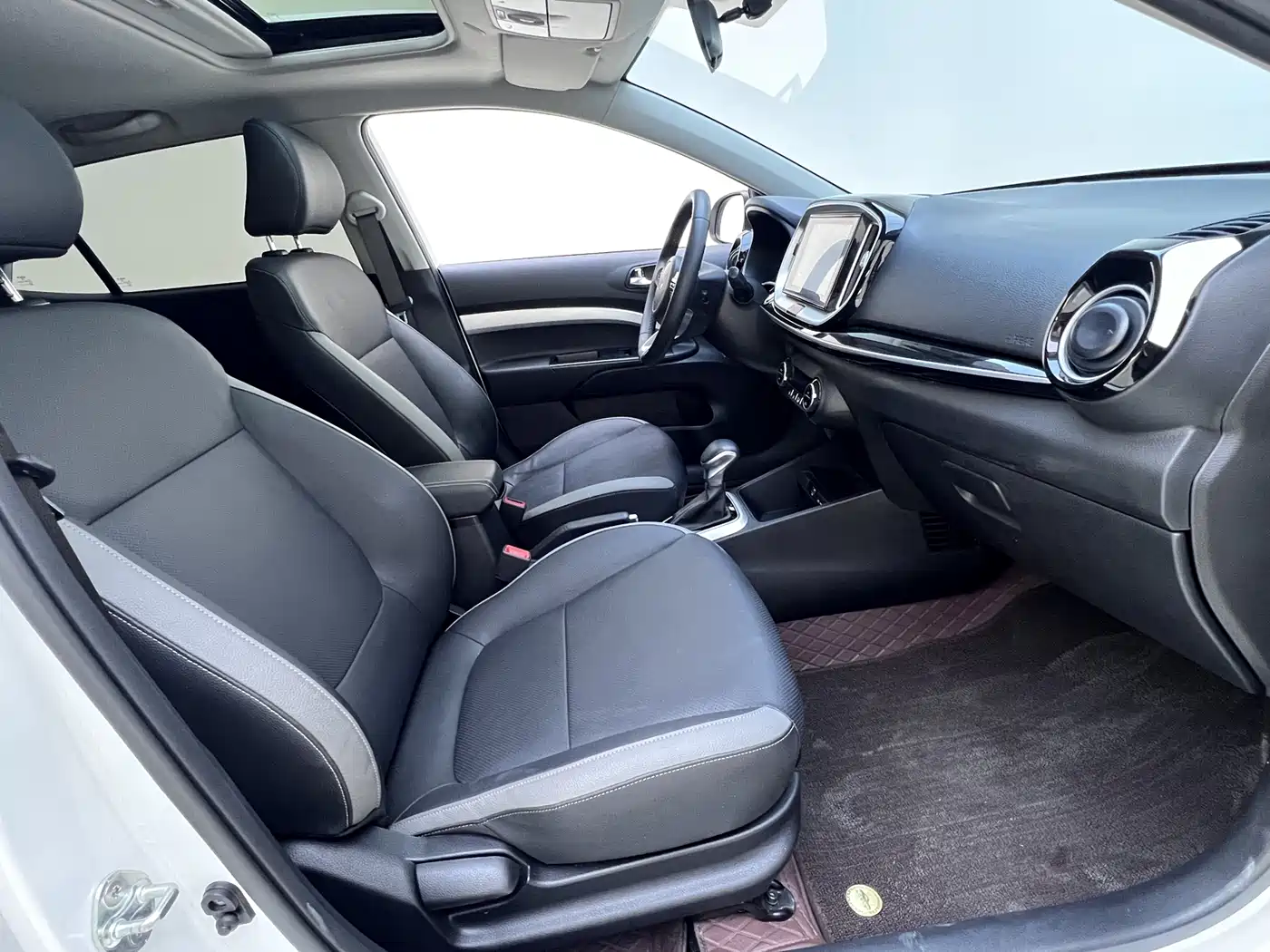 Kia KX1 2021 1.4L CVT Fun Sunroof Version фото 16