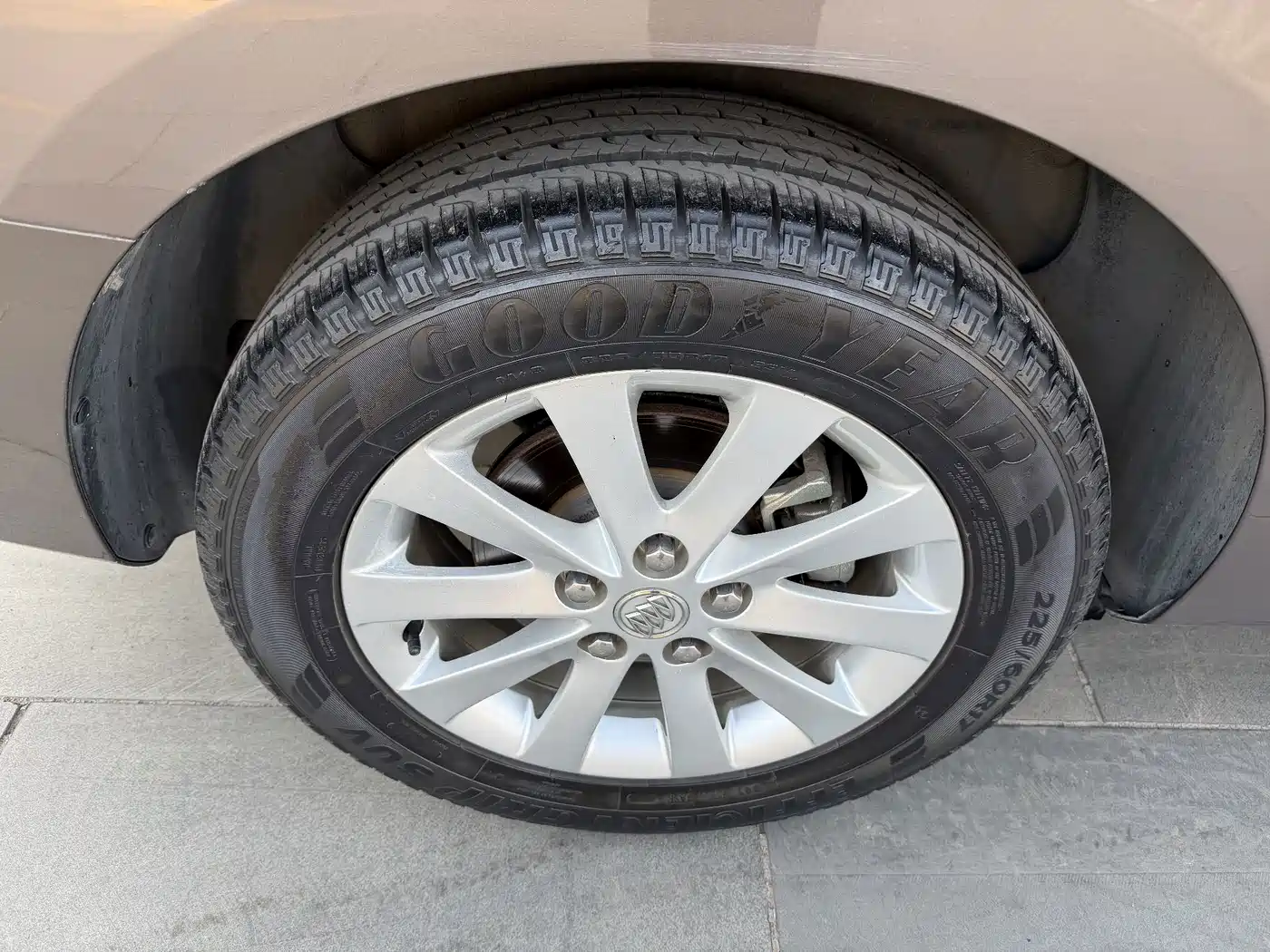 Buick GL8 2012 2012 2.4L BASE Comfort