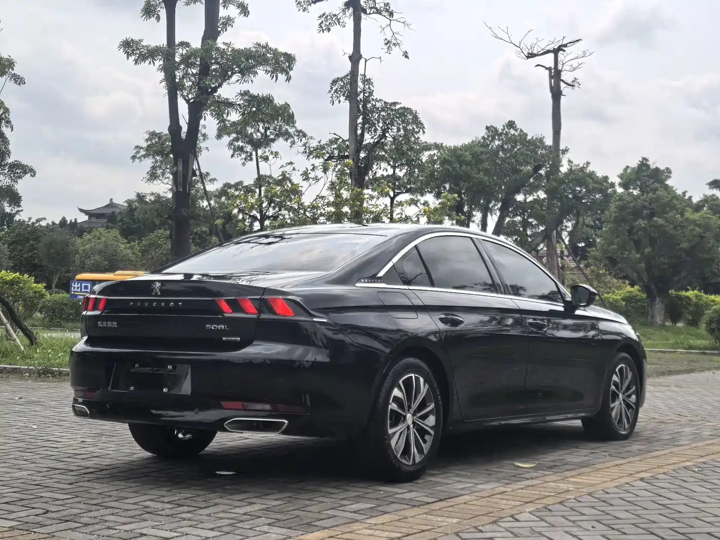 Peugeot 508 2022 508L 400THP PureTech Driving Control Edition фото 6