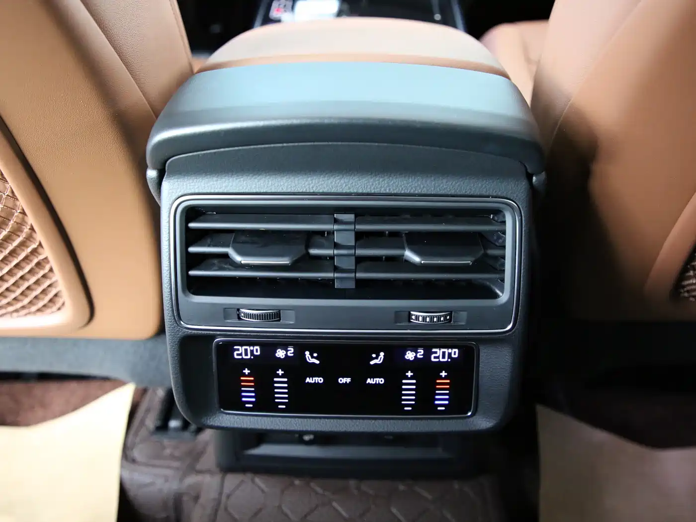 Audi Q7 2022 55 TFSI quattro S line Sport фото 11