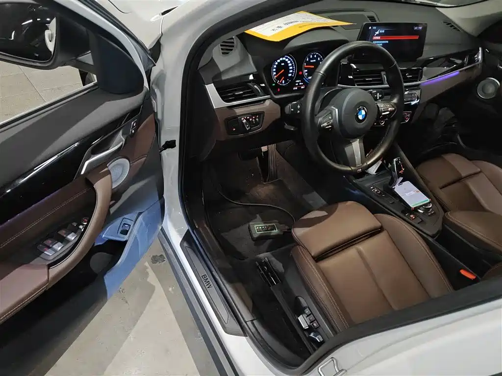 BMW X1 2022 sDrive25Li Leading фото 12