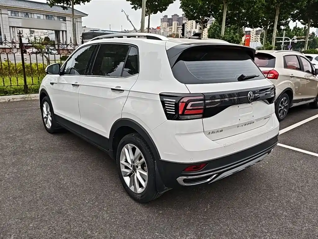 VOLKSWAGEN TU KAI