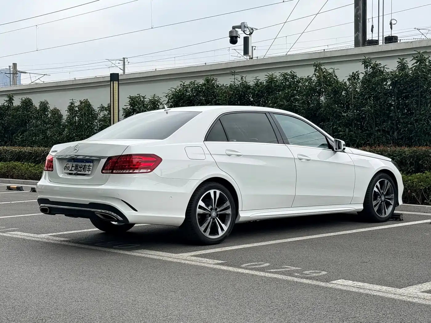 Mercedes-Benz E-Class 2015 E 260 L Sport фото 4