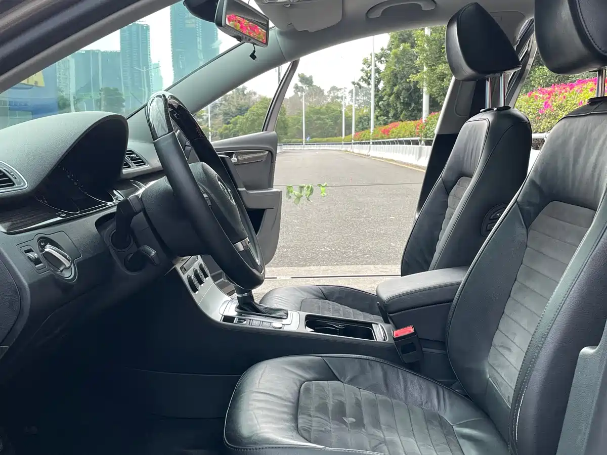 Volkswagen Magotan 2013 2.0TSI Premium фото 10