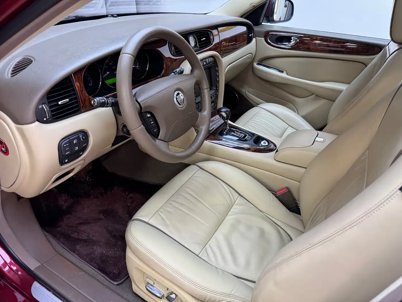 Jaguar XJ 2007 Model XJ6L 3.0 Royal Long Wheelbase фото 10