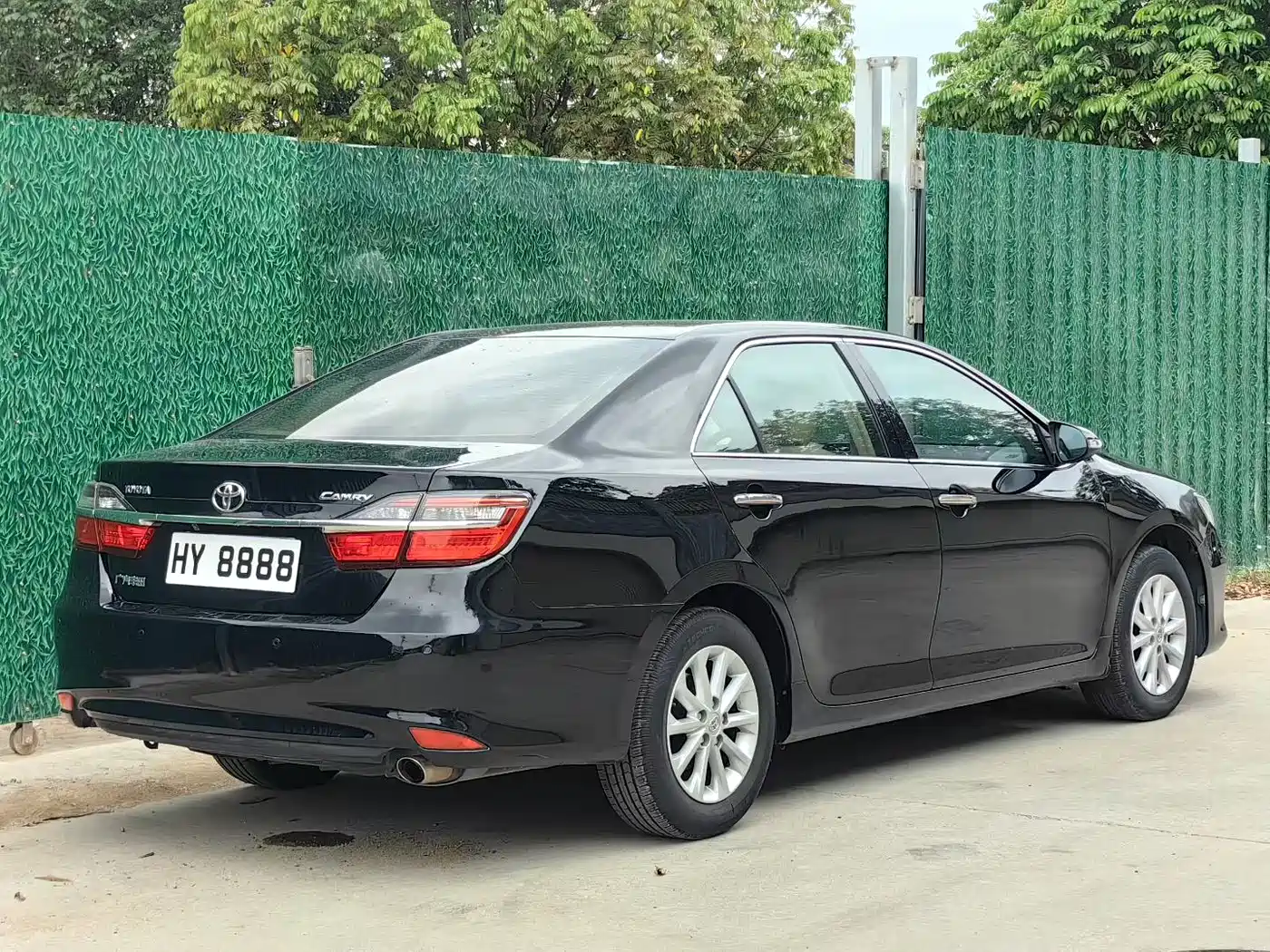 Toyota Camry 2015 2.0E Elite Edition фото 15