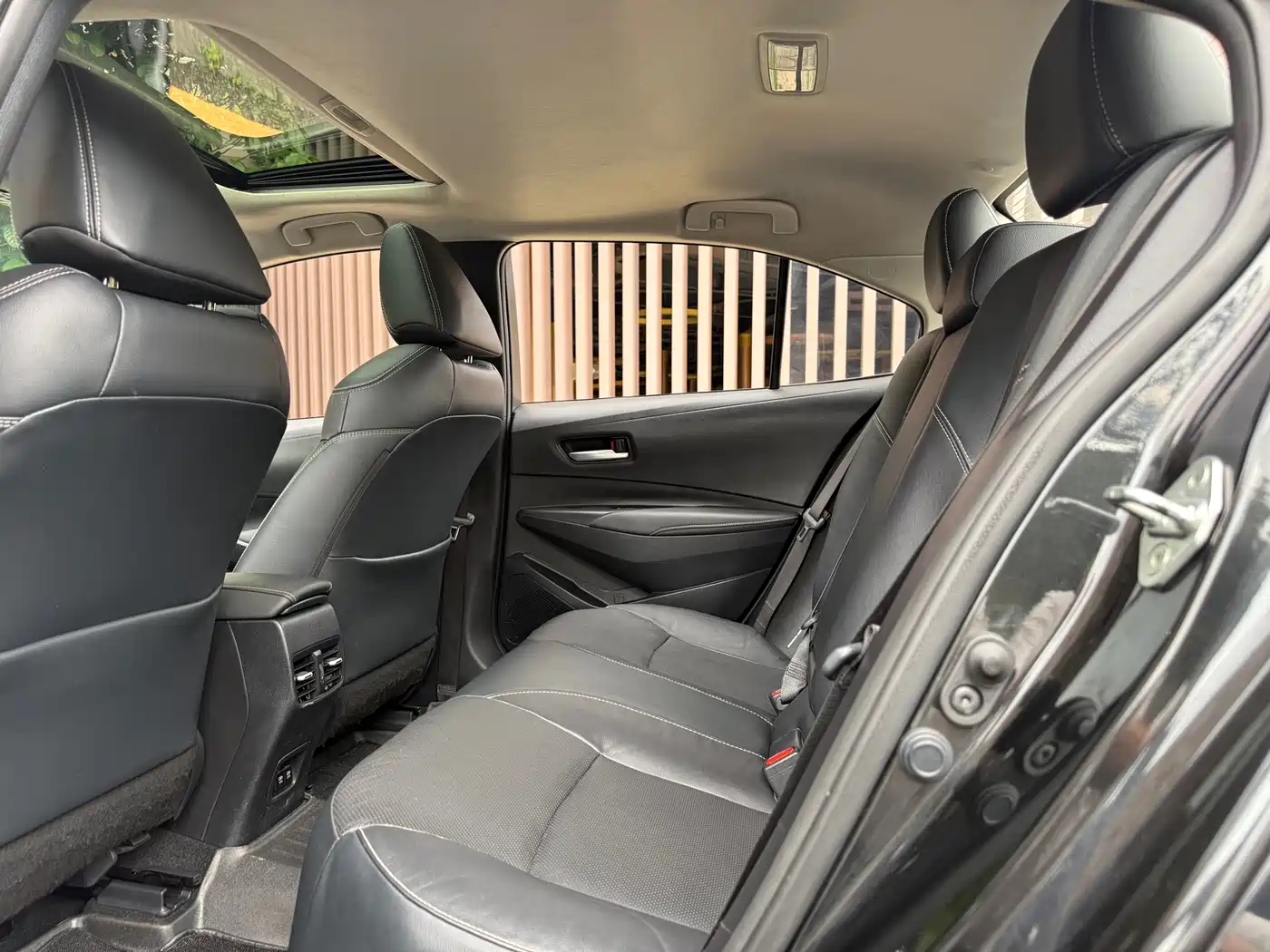 Toyota Corolla 2021 1.2T S-CVT Sport Edition фото 6