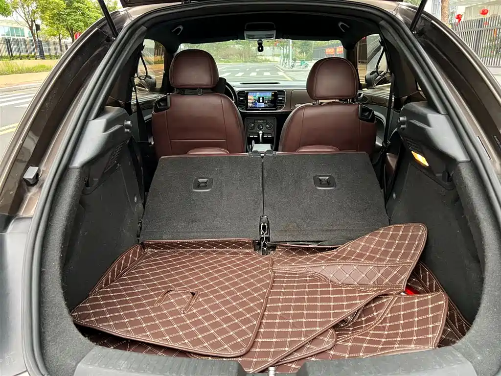 Volkswagen Beetle 2014 1.2TSI Fashion Edition фото 29