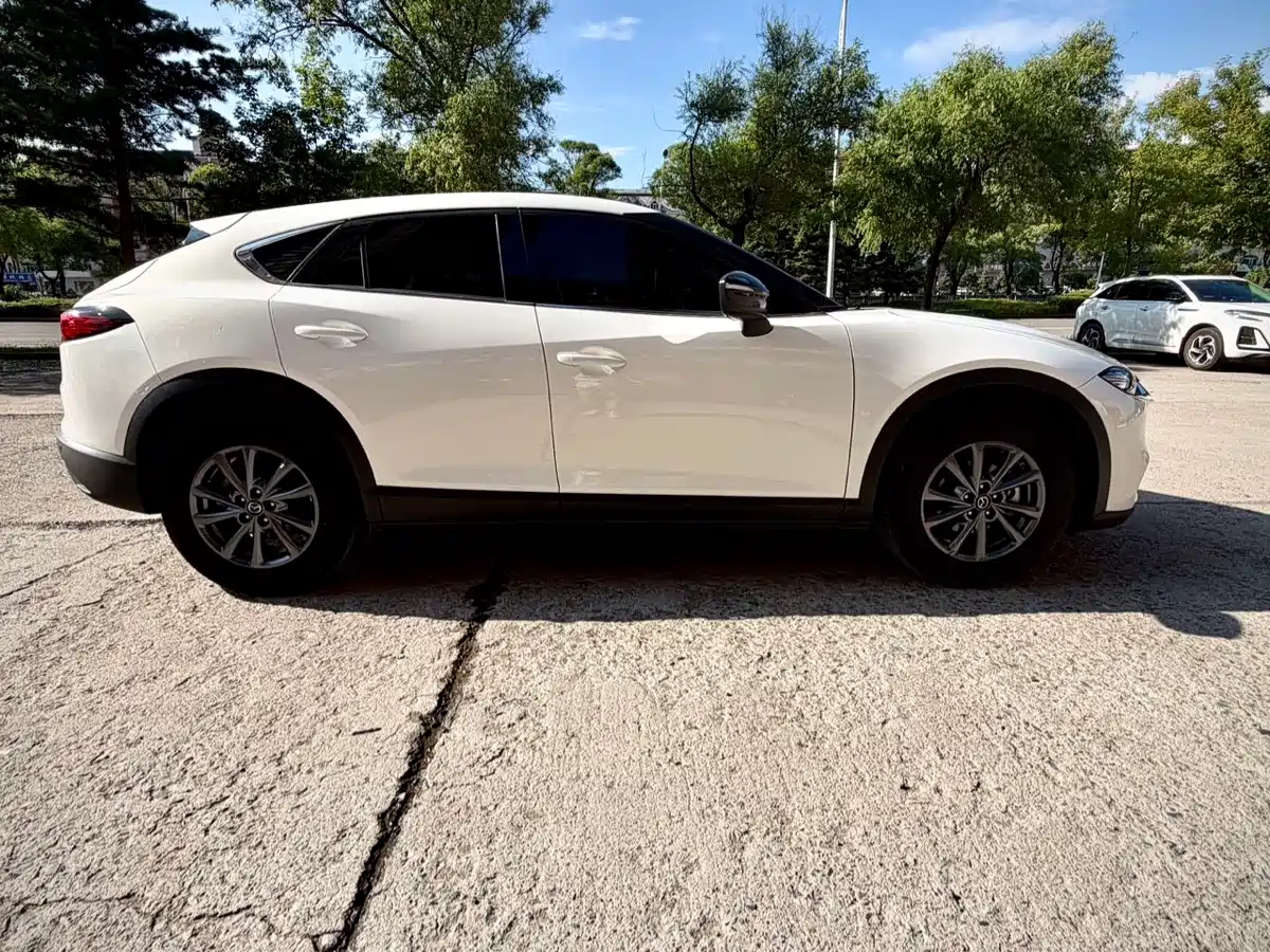 Mazda CX-4 2023 2021 2.0L Auto FWD Skyactiv Vitality Edition