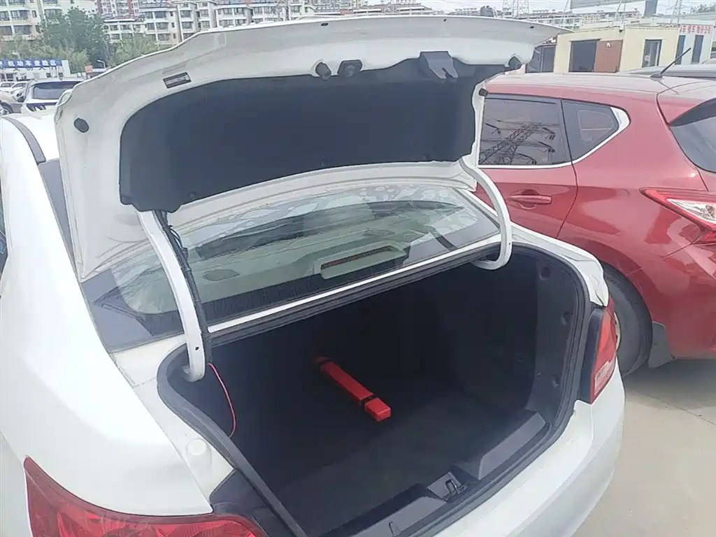 Chevrolet Sail 2018 Sail 3 1.3L AMT Ideal фото 15