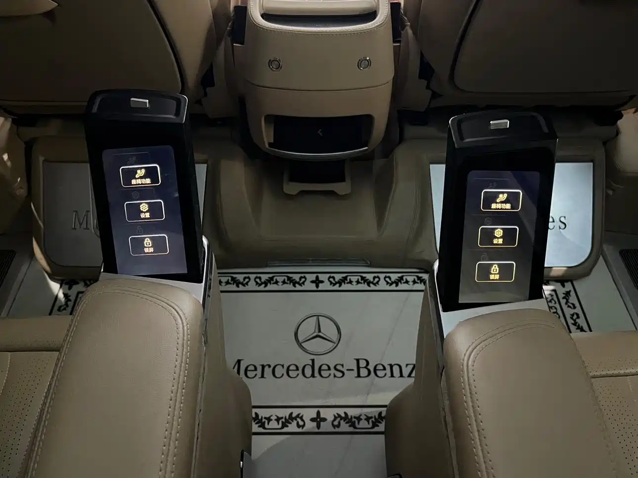 Mercedes-Benz V-Class 2021 V 260 L Long Wheelbase Premium Edition фото 12
