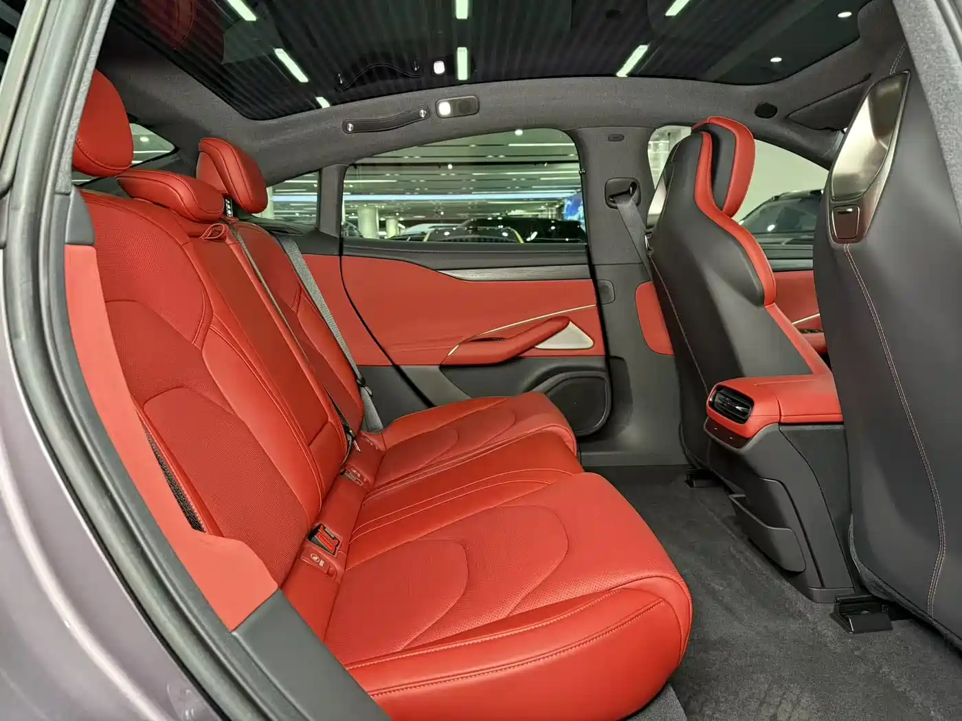 XIAOMI CAR XIAOMI SU7