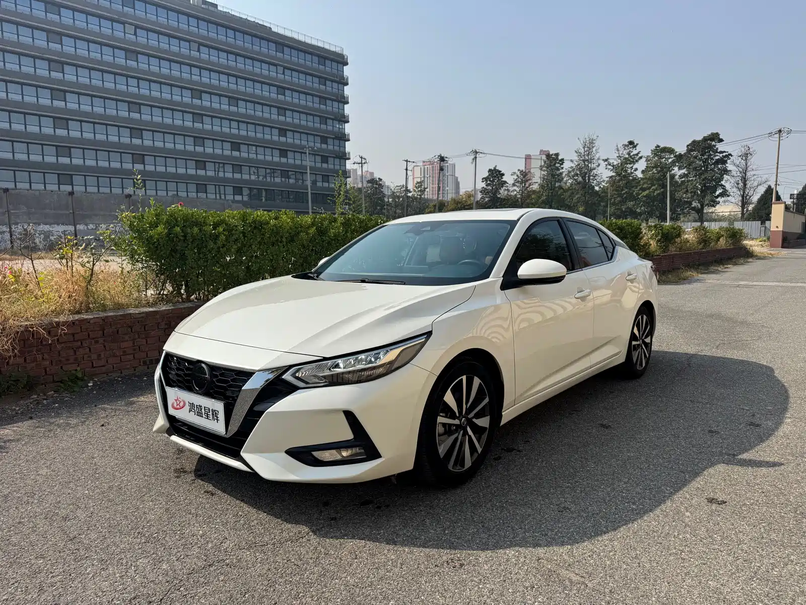 Фото 1 - Nissan Sylphy
